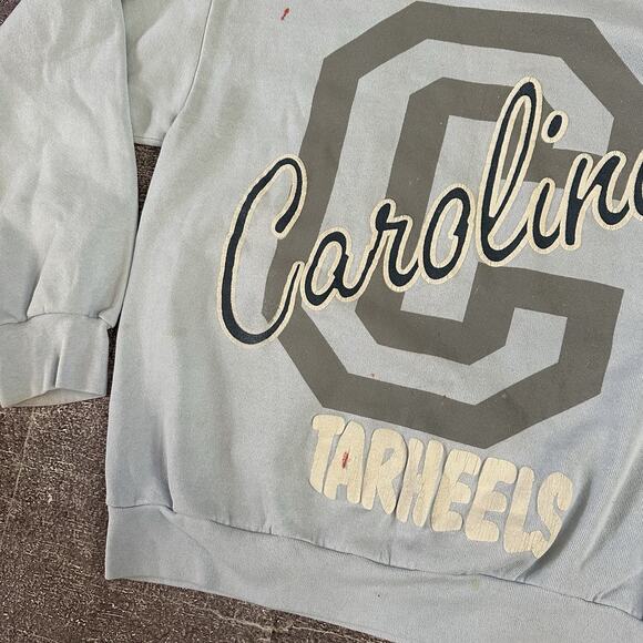 Men's Vintage 90's North Carolina Tar Heels Powder Blue Crewneck Sweatshirt Sz L - Picture 2 of 5